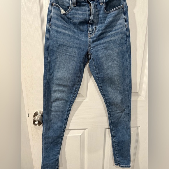 American Eagle Outfitters High Rise Blue Jeans - Picture 3 of 6
